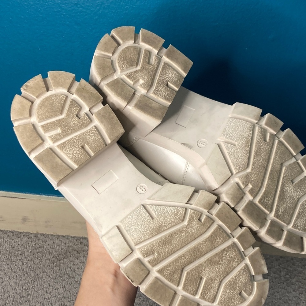 Dream Pairs Beige Chunky Loafers 9 - Picture 6 of 7
